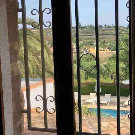 Lovely 'solana' With Big Garden, Pool شقة *