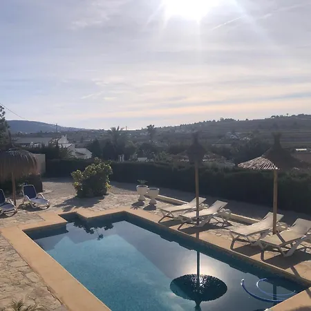 Lovely 'solana' With Big Garden, Pool